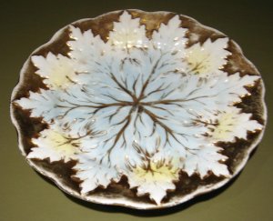 Outstanding Old Paris Pottery Plate with Gold