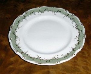 FONTAINEBLEAU Bread and Butter Plate, Fine China by Royal Doulton, England