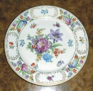 8 3/8" Lunceon Salad Plate DRESDEN FLOWERS Schumann Bavaria Germany