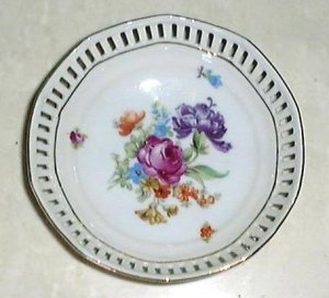 4" DRESDEN FLOWERS Pierced Dish by Schumann Bavaria Germany #1