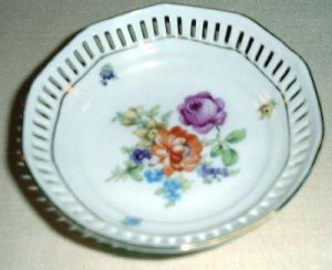 4" DRESDEN FLOWERS Pierced Dish by Schumann Bavaria Germany #3