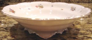 MAYFAIR by Hutschenreuther Round Footed Vegetable Bowl