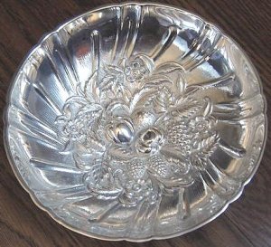 S Kirk & Son Sterling Silver REPOUSSE Bon Bon Bowl