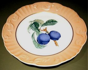 Mottahedeh Summer Fruit PLUMS Porcelain 8" Plate Portugal
