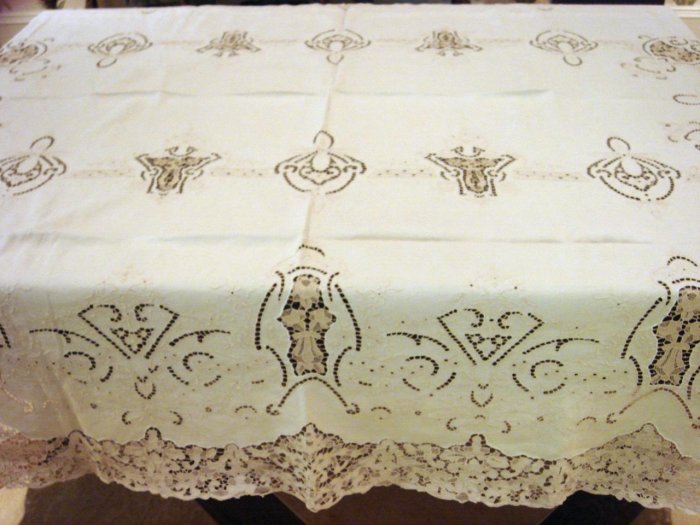 Vintage Linen & Needlepoint Lace HANDMADE Tablecloth, Cloth 87
