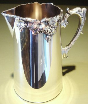 ca 1912 Vintage Ellis Barker Silver Plated Pitcher Grapes