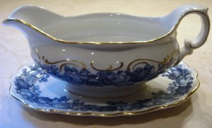 Schumann Bavaria HEIRLOOM Gravy Boat Attached Underplate Blue & White Transferware