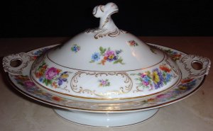 PT Bavaria Tirschenreuth Dresden Flowers Vegetable Bowl with Lid