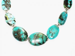 TQ034       Turquoise Necklace