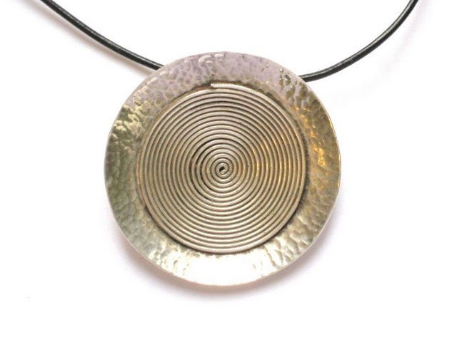 AQ001 Spiral Pendant in Sterling Silver