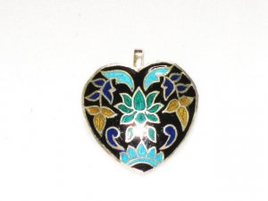 MN233       Enameled Pendant in Sterling Silver