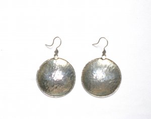 AQ053      Earrings in Sterling Silver