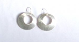 AQ082    Earrrings in Sterling Silver