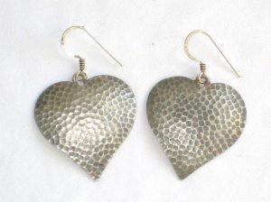AQ114     Earrrings in Sterling Silver
