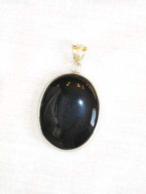 PN371 Onyx Pendant in Sterling Silver