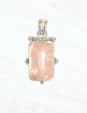 PN500 Rose Quartz Pendant in Sterling Silver