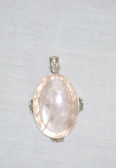 PN502 Rose Quartz Pendant in Sterling Silver