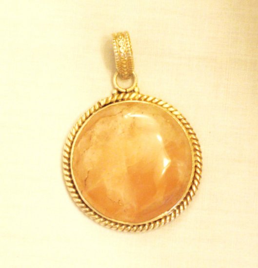 PN531 Rose Quartz Pendant in Sterling Silver