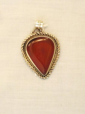 PN385 Carnelian Pendant in Sterling Silver