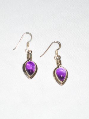 ER038 Amethyst Earrings set in sterling silver