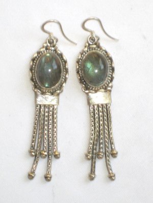 ER012 Labradorite Earrings set in sterling silver