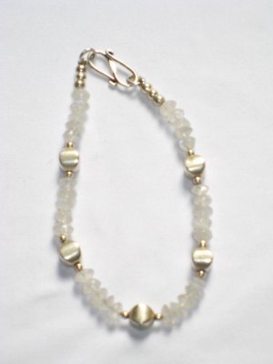 ST008       Moonstone Bracelet in Sterling Silver