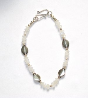 ST012       Moonstone Bracelet in Sterling Silver
