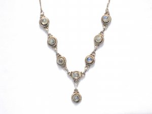 ST011       Moonstone Necklace in Sterling Silver