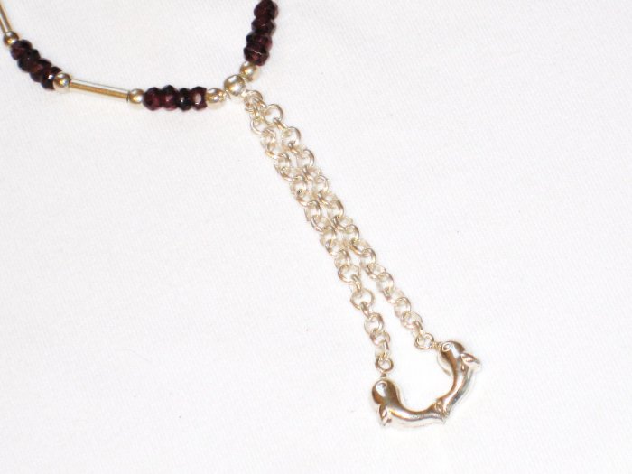 ST183 Garnet Bracelet in Sterling Silver