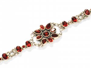 ST233 Garnet Bracelet in Sterling Silver