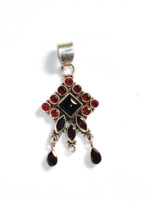 ST209 Garnet Pendant in Sterling Silver