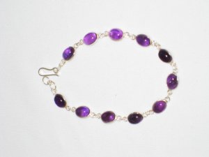 ST325      Amethyst Bracelet in Sterling Silver