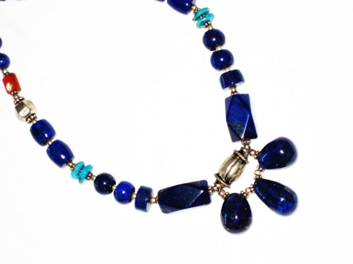 ST530 Tibetan Necklace in Sterling Silver