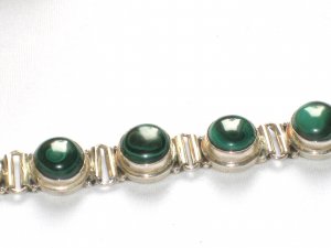 ST153 Malachite Bracelet in Sterling Silver