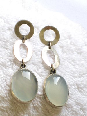 ER085 Chalcedony Earrings in Sterling Silver