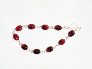 ST623 Garnet Bracelet in Sterling Silver