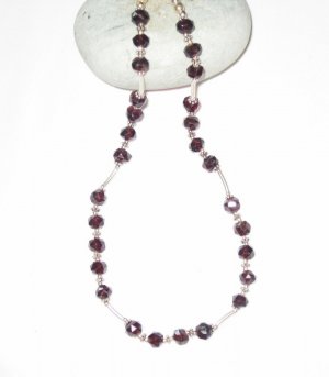 ST468 Garnet Necklace in Sterling Silver
