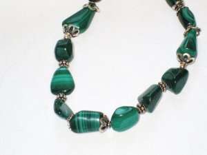 ST104 Malachite Necklace in Sterling Silver