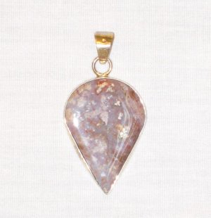 PN415 Agate Pendant in Sterling Silver