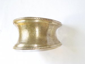 AQ176     Antique Silver Bangle in Sterling Silver