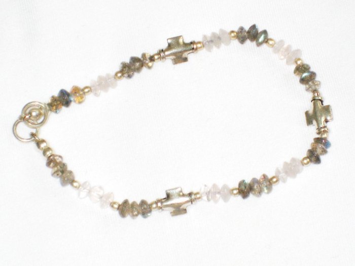 ST652 Moonstone and Labradorite Bracelet in Sterling Silver