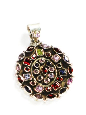 ST211       Cut Stone Mixed Stones Pendant in Sterling Silver