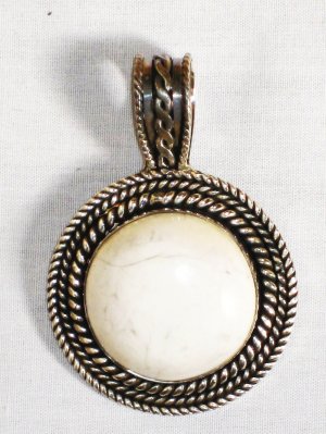 PN322       Opal Pendant in Sterling Silver