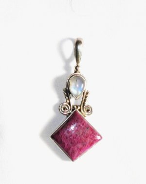 PN149       Pink Agate and Moonstone Pendant in Sterling Silver