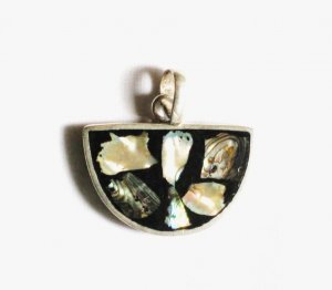 PN202       Sardonyx Pendant in Sterling Silver