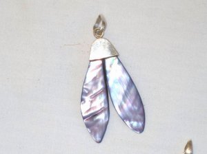 PN118       Shell Pendant in Sterling Silver