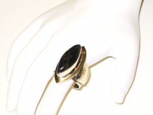 RG048       Agate Ring in Sterling Silver, Size 7