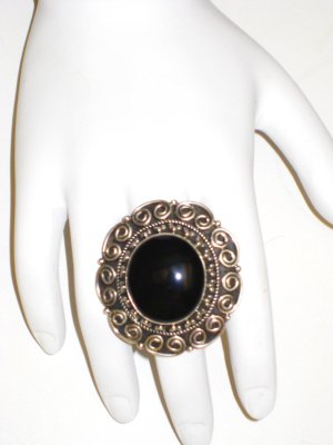 RG045       Onyx Ring in Sterling Silver, Size 6