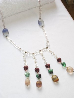 ST096       Heartshaped Semi-Precious Stones in a Moonstone Beaded Sterling Silver Necklace