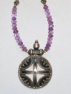 ST112       Amethyst Necklace in Sterling Silver